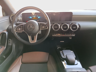 Mercedes-Benz CLA SHOOTING DIESEL AUTOMÁTICO EXECU