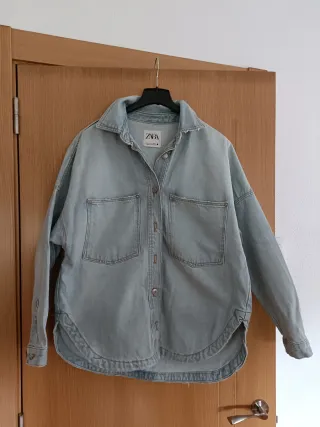 Sobrecamisa vaquera Zara mujer