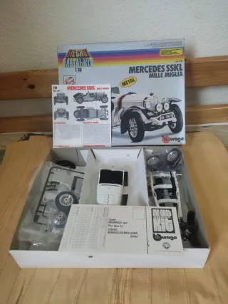 Maqueta Burago Mercedes SSKL Mille Miglia 1:18
