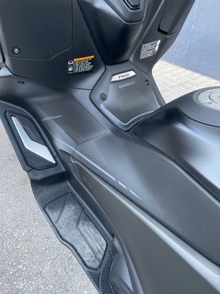 Yamaha TMAX 560 2022 Negra