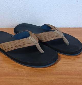 Chanclas Quiksilver Marrones y Negras
