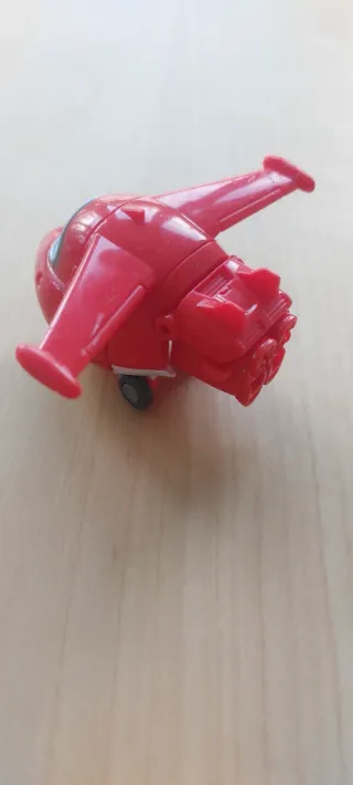 Jett Super Wings Transformable Rojo