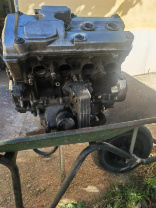 Piezas motor Honda CBR 600 F2