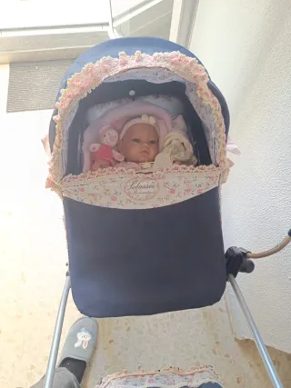 Carrito muñeca vintage + bebé reborn + ropa