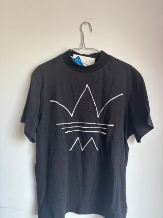 Camiseta Mujer Adidas Gris Logo Blanco