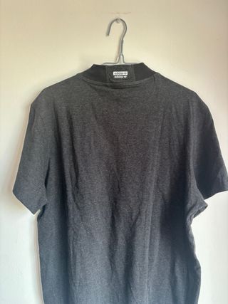 Camiseta Mujer Adidas Gris Logo Blanco