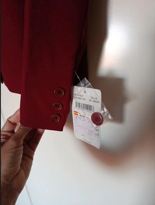 Traje de chaqueta y pantalón burdeos