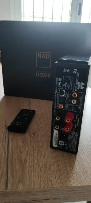 Amplificador NAD D3020 como nuevo