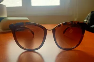 Gafas de sol Tous negras y marrones