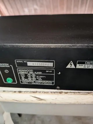 Kenwood DP-47 Lettore CD Compact Disc Funzionante