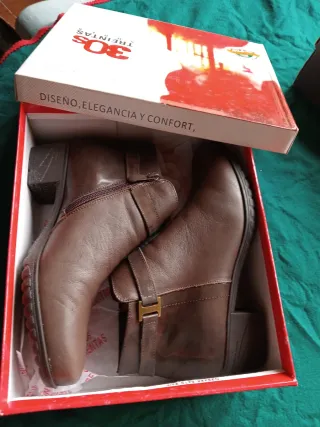 Botines marrones talla 41