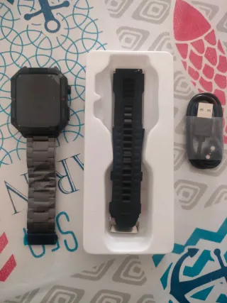 Smartwatch LCD NFC e IP67