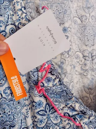 Vestido estampado floral azul y blanco