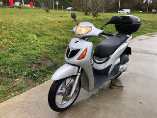 Honda Scoopy 125 cc