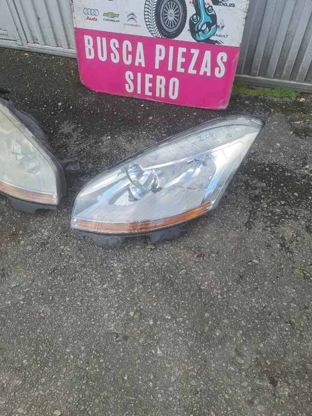 Faros Citroën C4 Picasso 2007