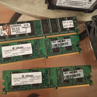 Lector CD LG y piezas PC