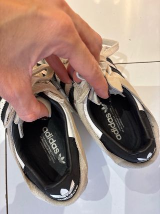 Adidas Zapatillas Beige y Negro