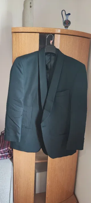 2 Americana negra talla 54