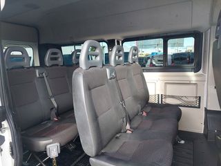 Peugeot Boxer 9 plazas 2020