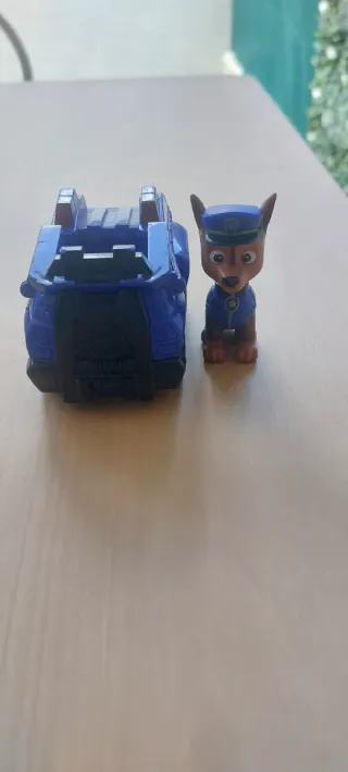 Figura Chase Patrulla Canina +Coche Policía regalo