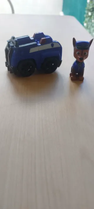 Figura Chase Patrulla Canina +Coche Policía regalo