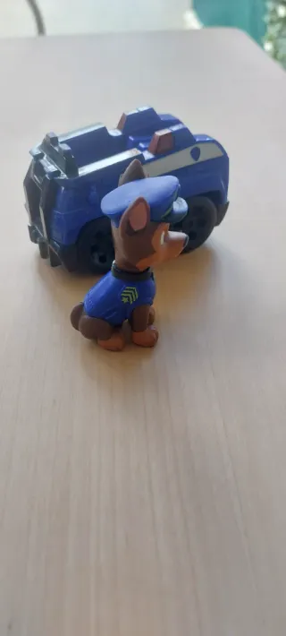 Figura Chase Patrulla Canina +Coche Policía regalo