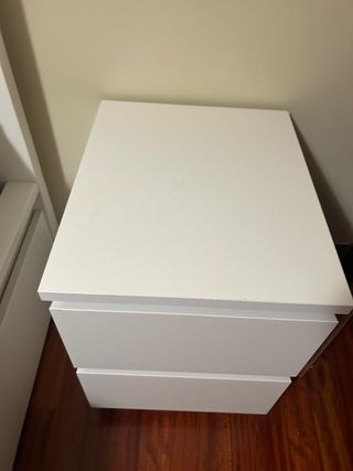2 Mesitas de noche Ikea blancas