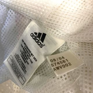 Chaqueta Adidas Blanca con Detalles Rojos