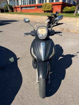 Piaggio Beverly Police 2017, 300cc