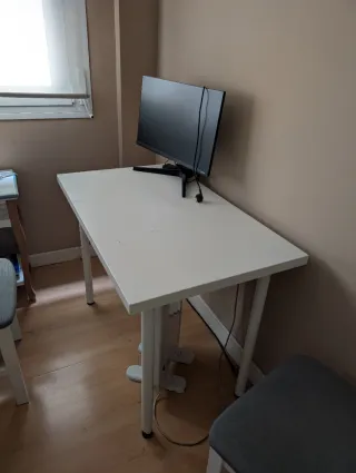 Mesa de escritorio blanca Ikea