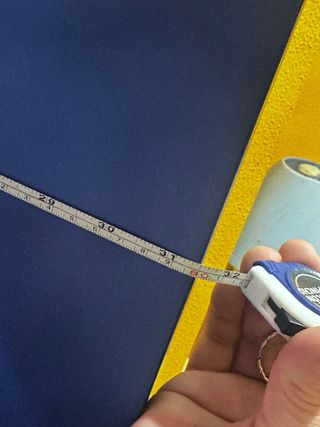 Mesa escritorio azul patas metálicas