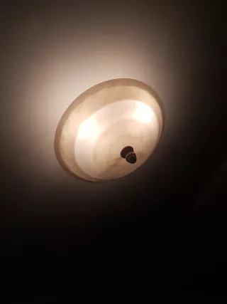 Lámpara de techo bronce y alabastro