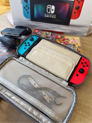 Nintendo Switch Azul y Rojo