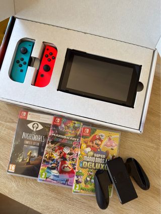 Nintendo Switch Azul y Rojo