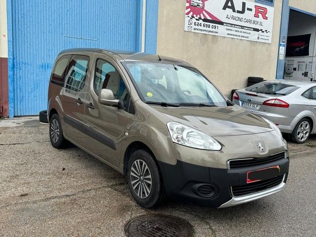 Peugeot Partner Tepee 1.6 e-HDI STT Outdoor 68 kW (92 CV)