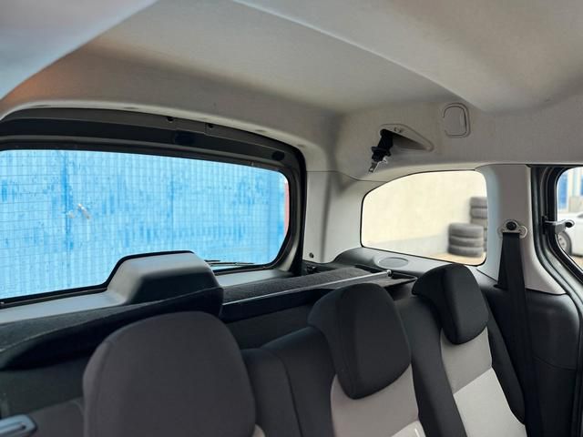 Peugeot Partner Tepee 1.6 e-HDI STT Outdoor 68 kW (92 CV)