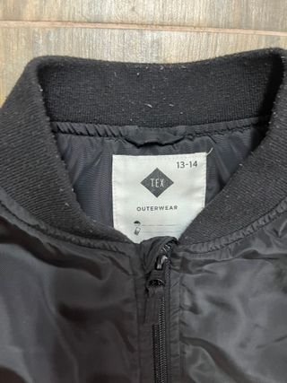 Chaqueta bomber negra niño