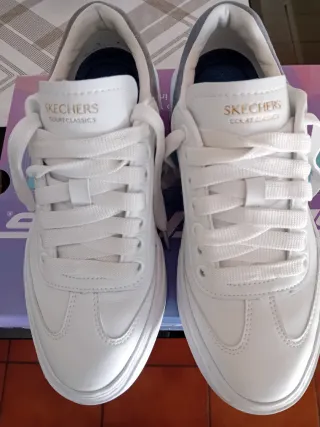 Zapatillas Skechers Memory Foam Blancas