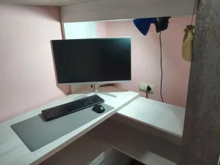 Cama nido juvenil con armario y escritorio