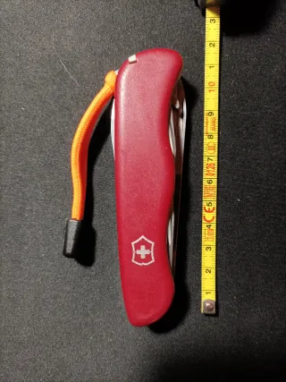 Coltellino svizzero Victorinox Outrider Rosso
