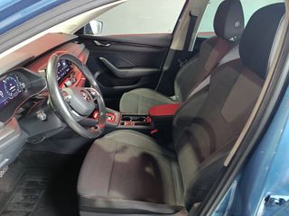 SIN ENTRADA! Skoda Octavia DIESEL 150 AUTOMÁTICO