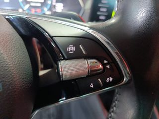 SIN ENTRADA! Skoda Octavia DIESEL 150 AUTOMÁTICO