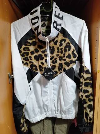 Chaqueta Zaful Animal Print