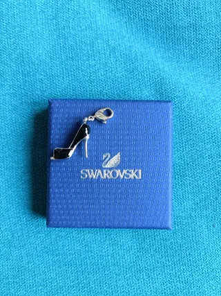 Colgante,charm" Swarovski". Sin usar