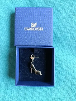 Colgante,charm" Swarovski". Sin usar