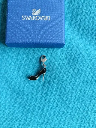 Colgante,charm" Swarovski". Sin usar