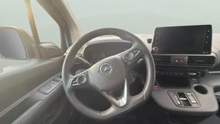 Opel Combo-e Cargo Furgón Eléctrico Doble Cabina 100 kW (136 CV)