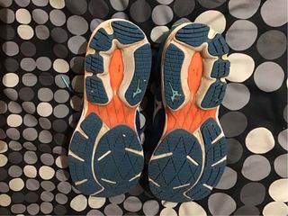 Zapatillas Mizuno Wave Shadow 2 Talla 42.5