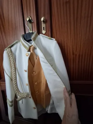 Traje de comunión. 4 piezas. Matilde Cano.