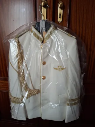 Traje de comunión. 4 piezas. Matilde Cano.